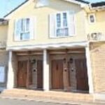 2棟一括売アパート 木造(W造）2階建 A棟6戸建 B棟4戸建 総戸数：10戸 表面8.77％